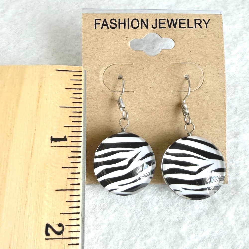 Zebra Print Earrings Women OS Black White Dangle Glass Cabochon Animal - Picture 3 of 6
